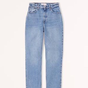 Abercrombie Curve Love Ultra High Rise 90s Straight Jean